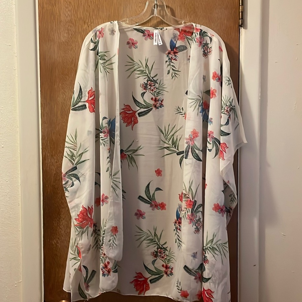 Live 4 Truth Sz 2X Sheer Cardigan Made In India